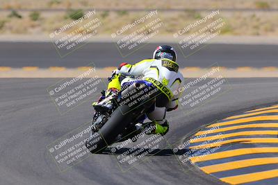 media/Oct-08-2022-SoCal Trackdays (Sat) [[1fc3beec89]]/Turn 11 Backside (1145am)/